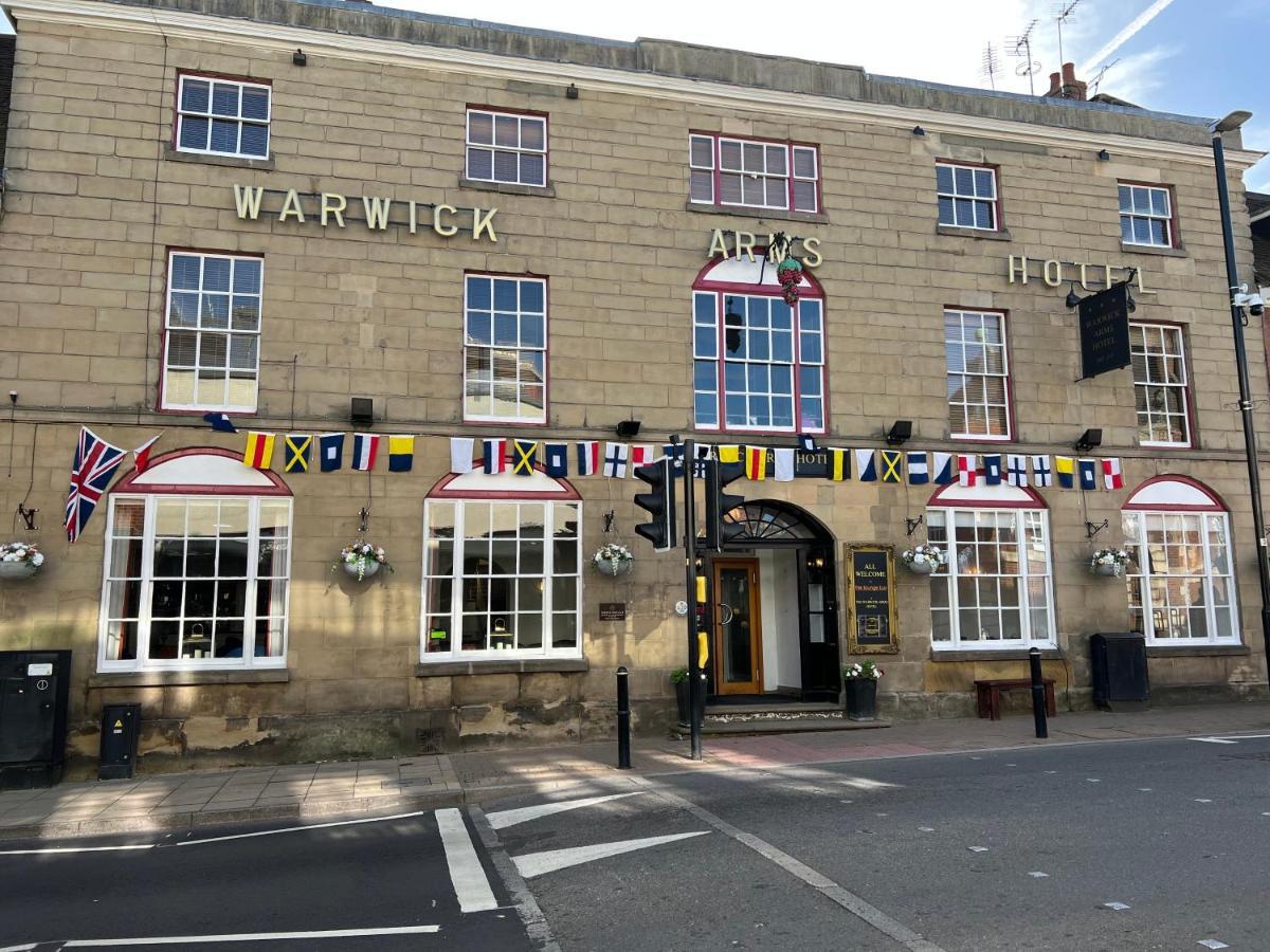 The Warwick Arms Hotel Exterior foto